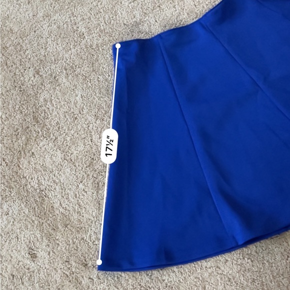 Flirty Trio - Picture 5 of 16